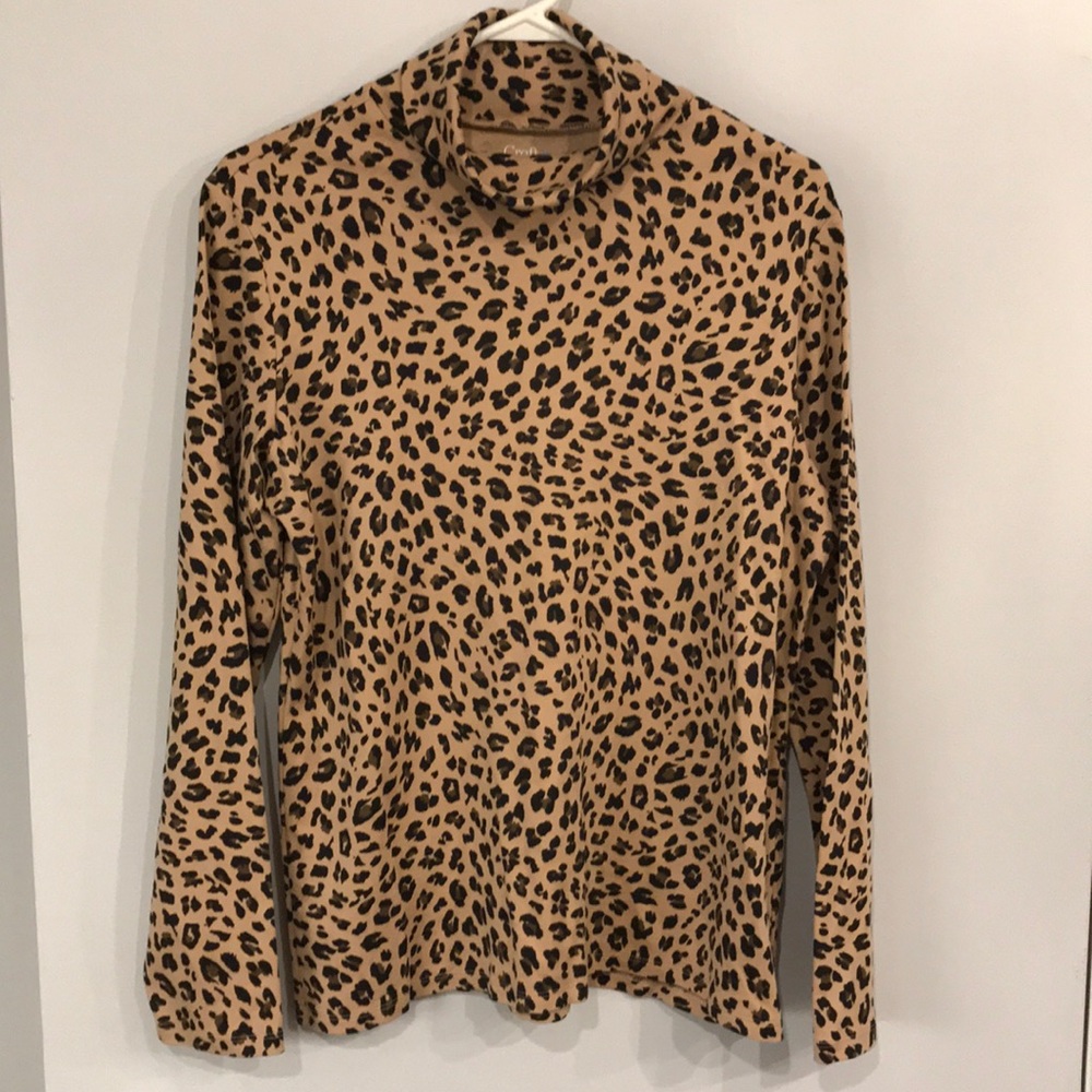Croft & Barrow XL. Leopard print.